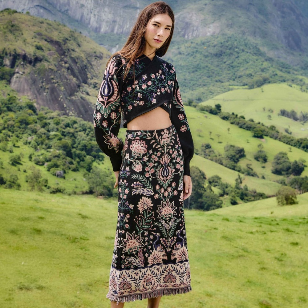 FARM Rio Black Maxi Skirt with Pink Floral Design